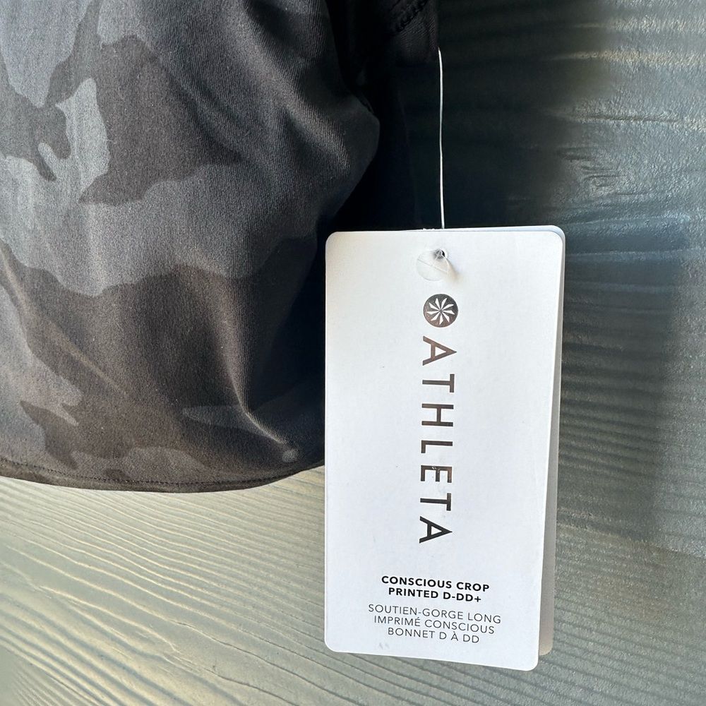 Athleta Conscious Crop Printed Camo D-DD+ Size L - Picture 4 of 11